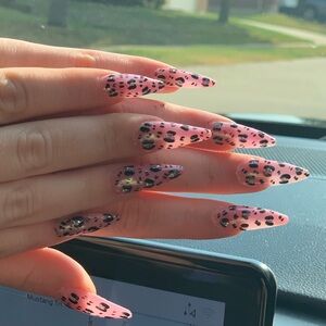 The Chetah print hand painted custom nails